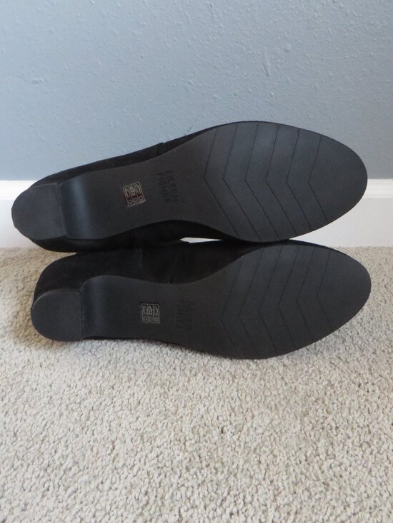NIB EILEEN FISHER Women NIB Eileen fisher womens booties size 8  black suede #KEY9-SU